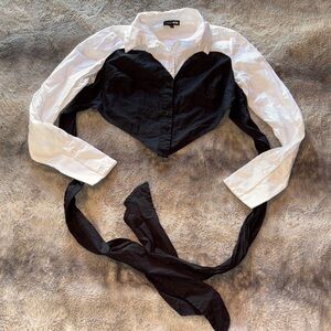 FashinNova Heart-Shaped Cropped Blouse ♠️